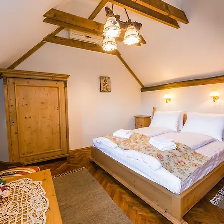 Casa Savri Guest house